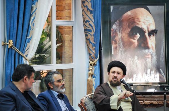 تصاویر : دیدار اعضای ستاد بزرگداشت امام(ره) با سید حسن خمینی