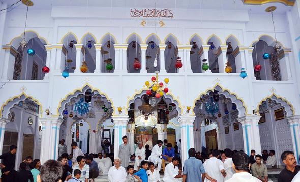 تصاویر : عزاداری سالار شهیدان در هند