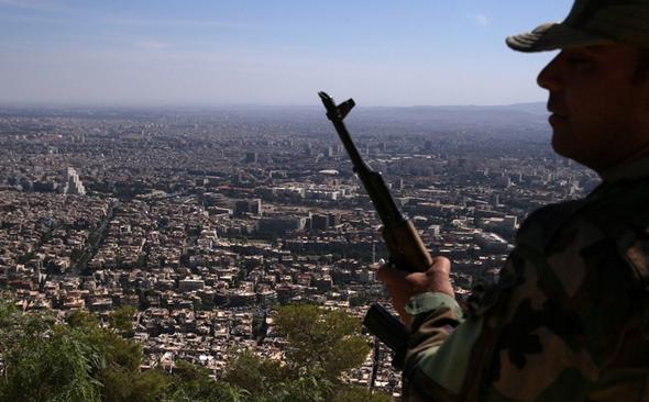 تصاویر : زندگی در چند قدمی جنگ