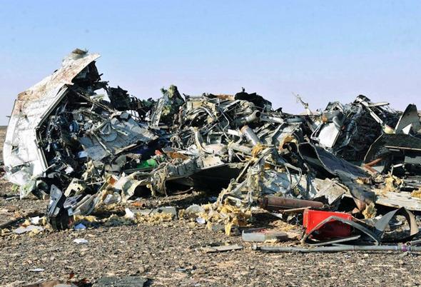 تصاویر : سقوط هواپیمای روسیه با 224 مسافر
