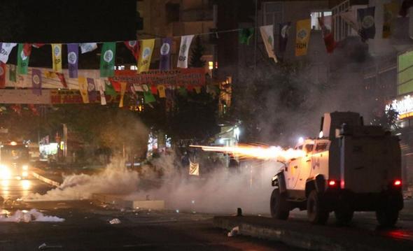تصاویر : جشن پیروزی هواداران اردوغان