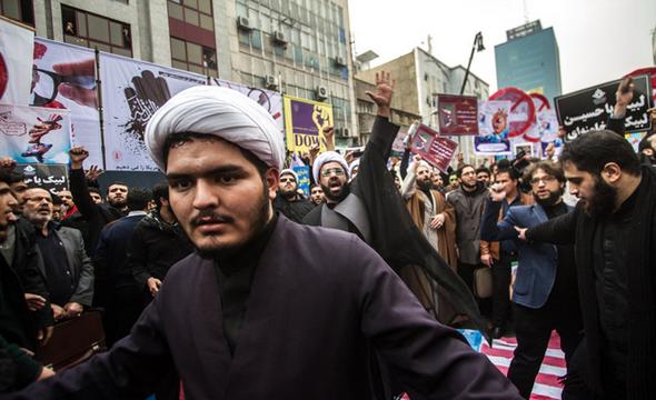 تصاویر : راهپیمایی 13 آبان در تهران