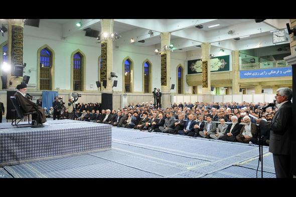 تصاویر : دیدار جمعی از رؤسای دانشگاه‌ها با رهبر معظم انقلاب