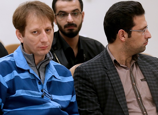 «شیخ حشر» آدم بزرگ و شخصی سیاسی است؛ نمی توانم به او بگویم در دادگاه ایران حضور پیدا کند / حکم توقیف اموال را اجرا می‌کنم تا بدانند با کسی شوخی ندارم