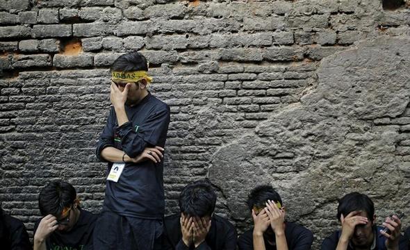 تصاویر : عزاداری حسینی شیعیان جهان