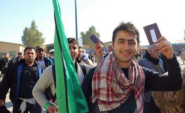 تصاویر : خروج زائران اربعین حسینی از مرز مهران