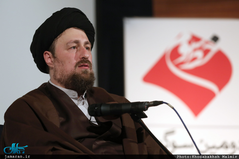 در عاشورا از درون غم و اشک خمودگی و رکود بیرون می آید، از دل گریه شور ایجاد می شود در عاشورا از درون غم و اشک خمودگی و رکود بیرون می آید، از دل گریه شور ایجاد می شود