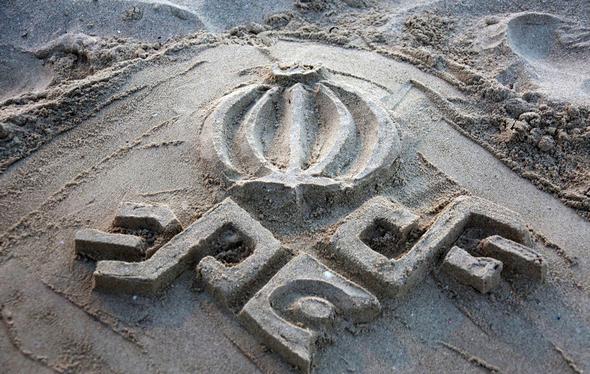 تصاویر : مسابقه مجسمه های شنی در کیش