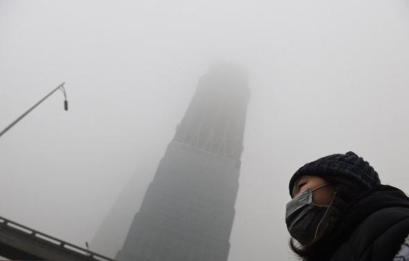 تصاویر : پکن محو در دود