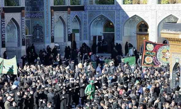 تصاویر : عزادارای در حرم مطهر رضوی