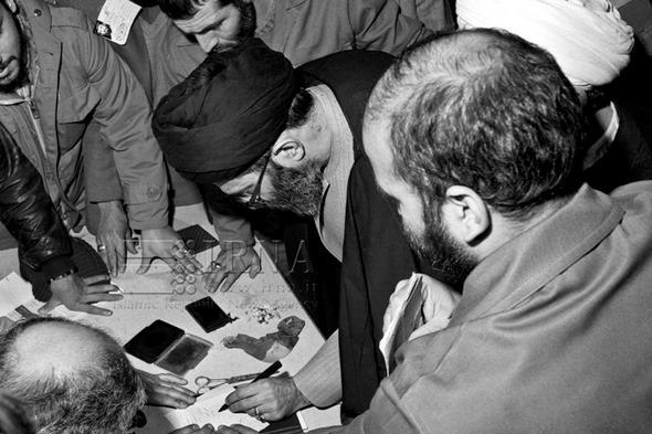 تصاویر : انتخابات مجلس خبرگان و میان دوره ای مجلس در 19 آذر 1361