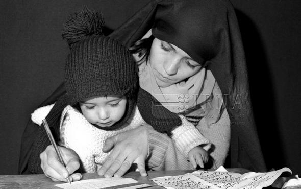 تصاویر : انتخابات مجلس خبرگان و میان دوره ای مجلس در 19 آذر 1361