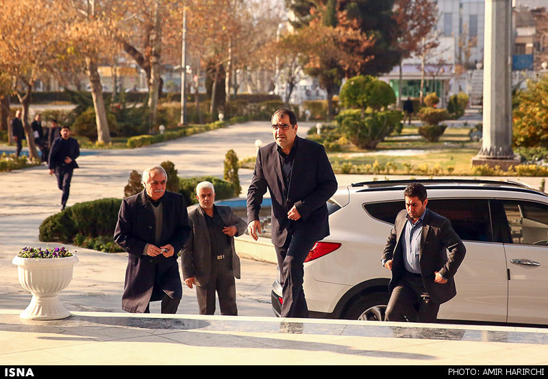 تصاویر: روحانی و همراهانش در جلسه شورای برنامه ریزی خراسان رضوی