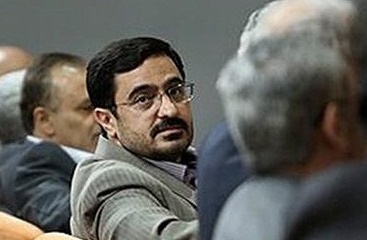 سعید مرتضوی همچنان فکر می کند فاضی است و با محافظ به دادگاه می آید / آقایان! خاوری هم پیش از فرار محاسن داشت و چفیه می انداخت؛ همین ظاهرپسندیها باعث فساد شده سعید مرتضوی همچنان فکر می کند فاضی است و با محافظ به دادگاه می آید / آقایان! خاوری هم پیش از فرار محاسن داشت و چفیه می انداخت؛ همین ظاهرپسندیها باعث فساد شده