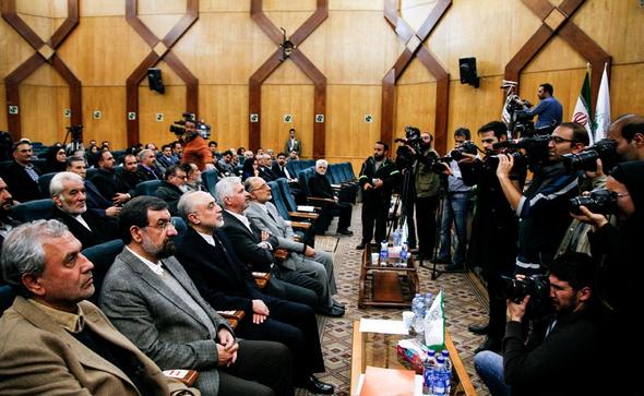 تصاویر : نخستین کنگره ملی سربازان صلح ایران