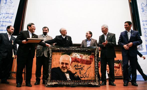 تصاویر : نخستین کنگره ملی سربازان صلح ایران