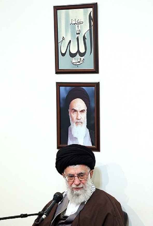 تصاویر : دیدار فرماندهان و مسئولان نیروی دریایی ارتش با رهبر معظم انقلاب