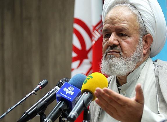 هنوز مهر تأیید انتخابات مجلس خشـک نشده یک عده سخن از انتخابات بعدی می زنند / سپاه در مورد انتخابات آینده به روشنگری می پردازد
