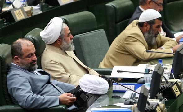 تصاویر : حواشی تصویب بودجه در مجلس