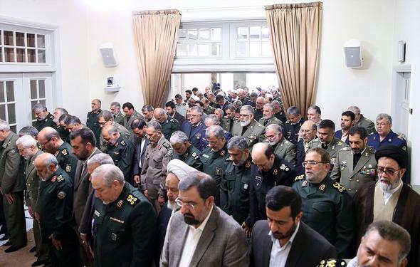 تصاویر : دیدار عیدانه فرماندهان ارشد نیروهای مسلح با رهبر معظم انقلاب