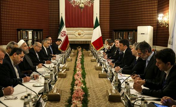 تصاویر : استقبال رسمی روحانی از نخست وزیر ایتالیا