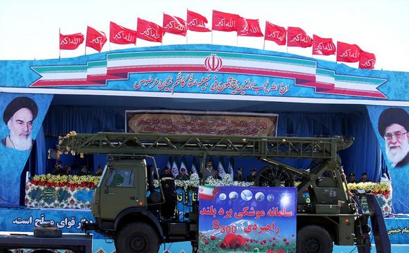 تصاویر : مراسم رژه روز ارتش جمهوری اسلامی