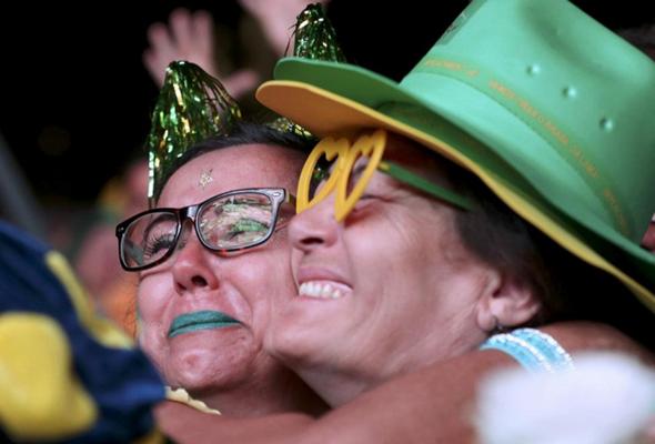 تصاویر : جشن استیضاح رئیس جمهور در برزیل