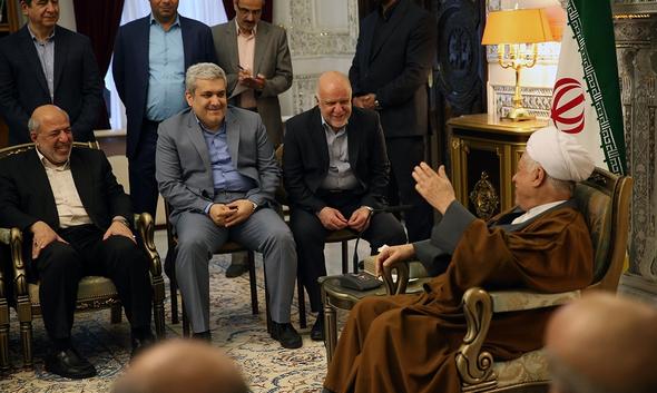 تصاویر : دیدار نوروزی مسئولان با آیت‌الله هاشمی
