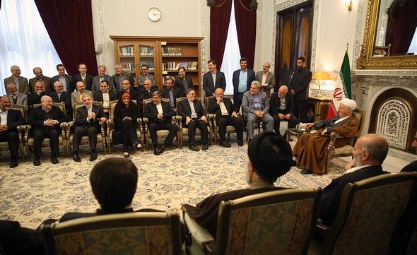 تصاویر : دیدار نوروزی مسئولان با آیت‌الله هاشمی