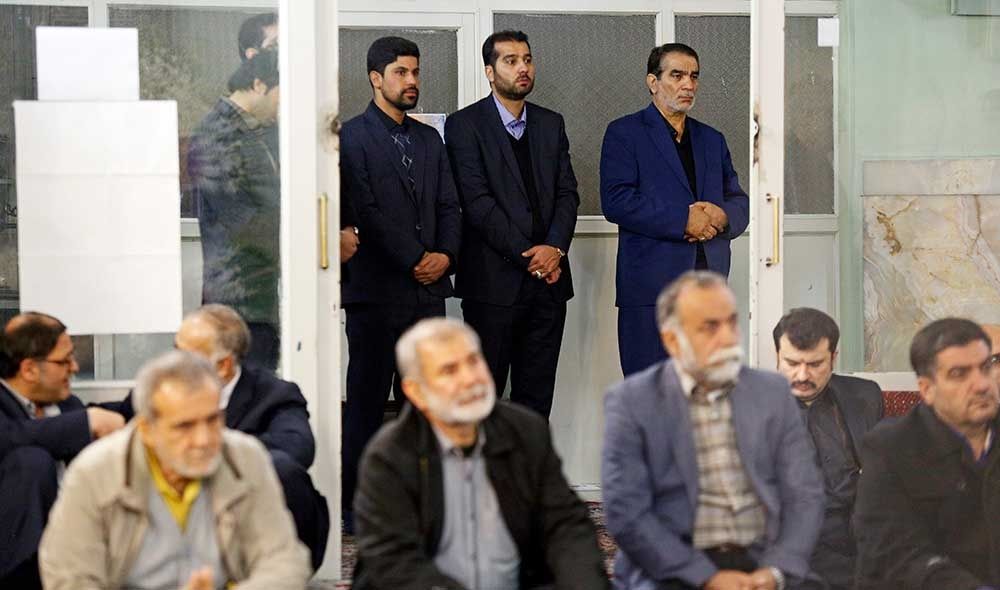 تصاویر : چهره‌ها در مراسم ترحیم والده محسن کوهکن