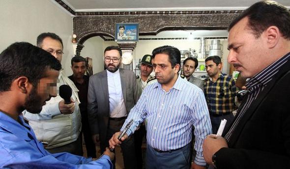 تصاویر : بازسازی صحنه یک قتل خانوادگی