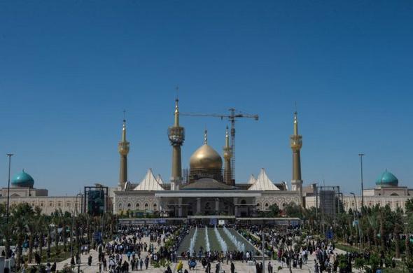 تصاویر : حاشیه بیست و هفتمین سالگرد امام(ره)