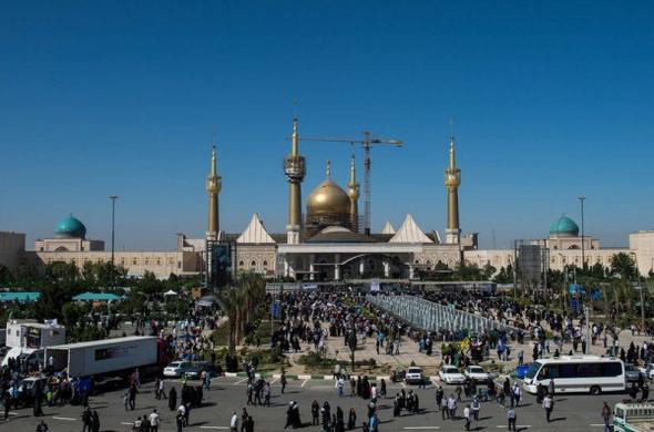 تصاویر : حاشیه بیست و هفتمین سالگرد امام(ره)