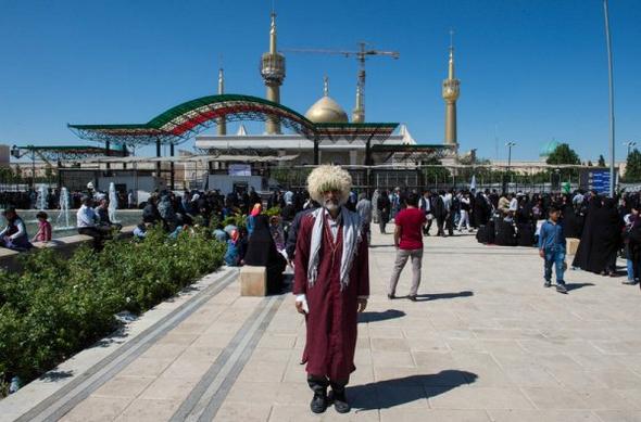 تصاویر : حاشیه بیست و هفتمین سالگرد امام(ره)
