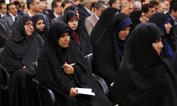 تصاویر : دیدار رئیس و نمایندگان مجلس با رهبر معظم انقلاب