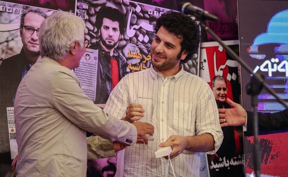 تصاویر : هنرمندان در جشن روزنامه سینما