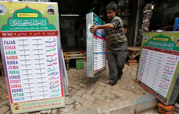 تصاویر : آغاز ماه رمضان در کشورهای اسلامی