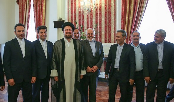 تصاویر : دیدار سید‌حسن‌خمینی از ظریف در وزارت خارجه