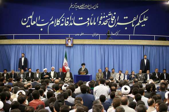 تصاویر : محفل انس با قرآن با حضور رهبر معظم انقلاب