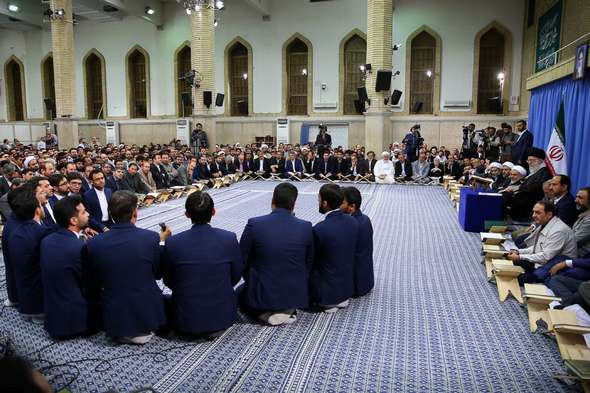 تصاویر : محفل انس با قرآن با حضور رهبر معظم انقلاب