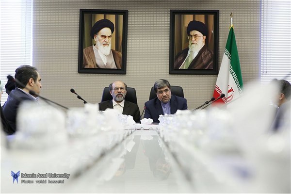 سالن های اجتماعات و نمایش دانشگاه آزاد اسلامی در خدمت سینما قرار می گیرند/  حمایت دانشگاه آزاد اسلامی از هنر هفتم