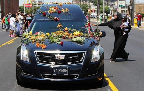 تصاویر : مراسم خاکسپاری محمد علی کلی‎
