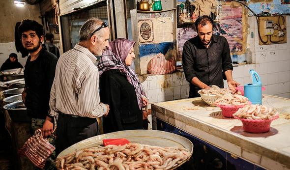 تصاویر : بازار ماهی فروشان آبادان