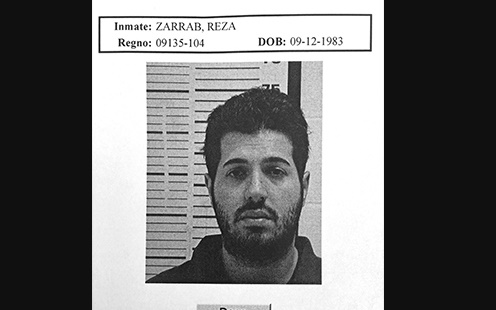 رضا ضراب تابعیت دوگانه دارد و ممکن است فرار کند / این فرد باید در زندان بماند