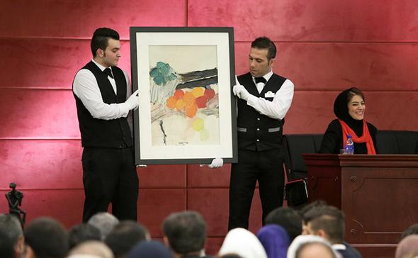 تصاویر : حراج 25 میلیاردی آثار هنری در تهران