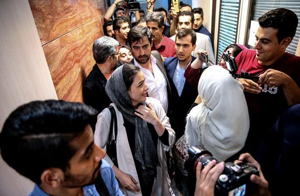 تصاویر : استقبال پرشور از عوامل «فروشنده»