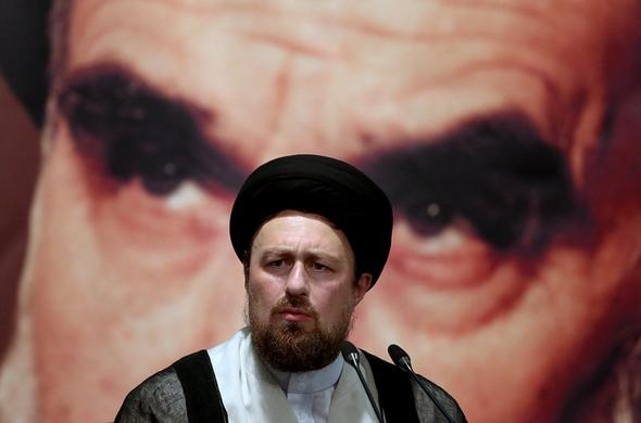 تصاویر : دیدار جمعی از ورزشکاران با یادگار امام