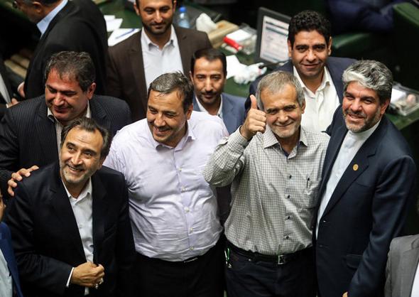 تصاویر : انتخاب هیات رئیسه مجلس دهم
