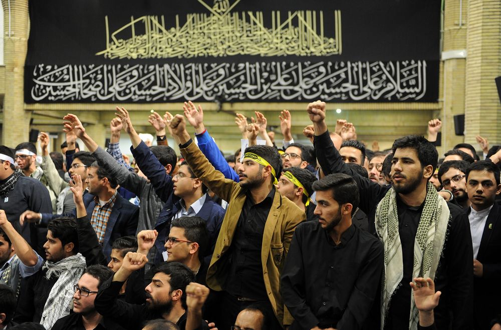 تصاویر : دیدار هزاران نفر از دانش‌آموزان و دانشجویان با رهبرمعظم‌انقلاب