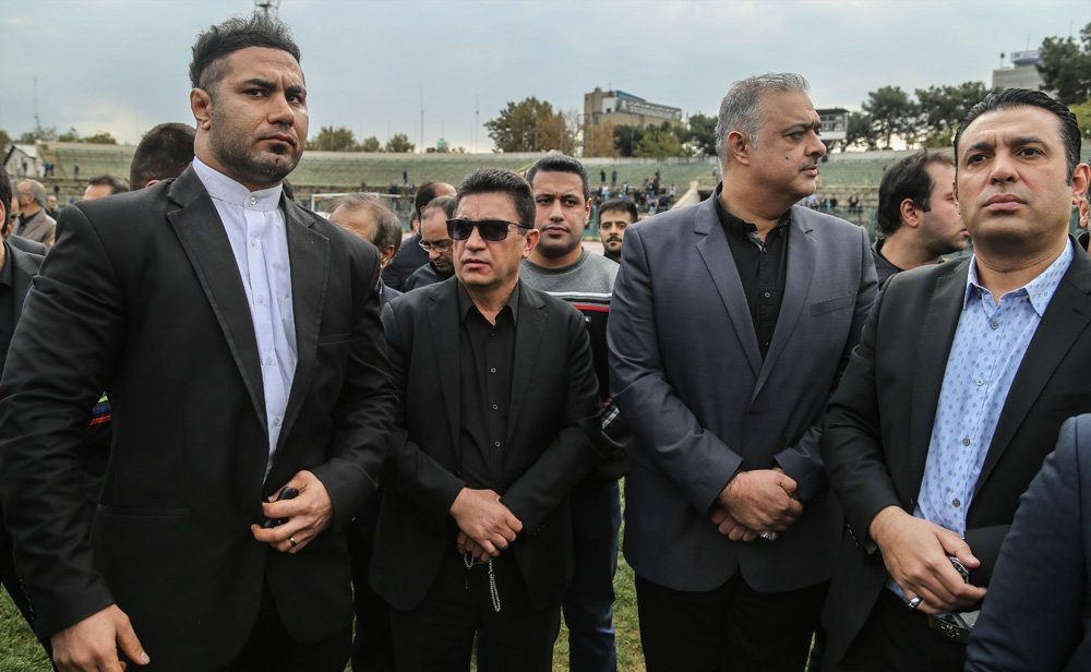 تصاویر : چهره‌ها در تشییع زنده یاد منصور پورحیدری